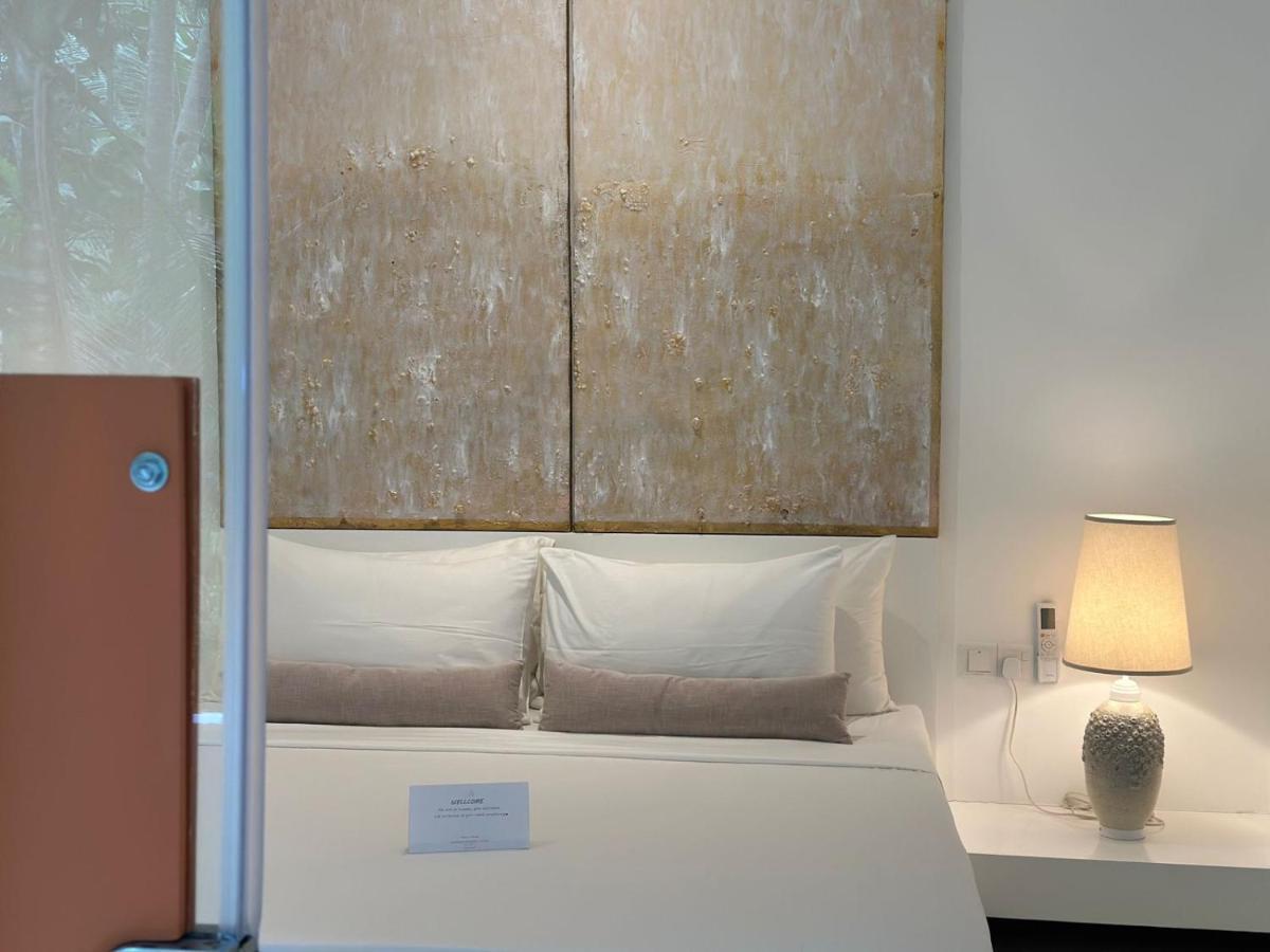 Saffron Robes Living Otel Hikkaduwa Dış mekan fotoğraf